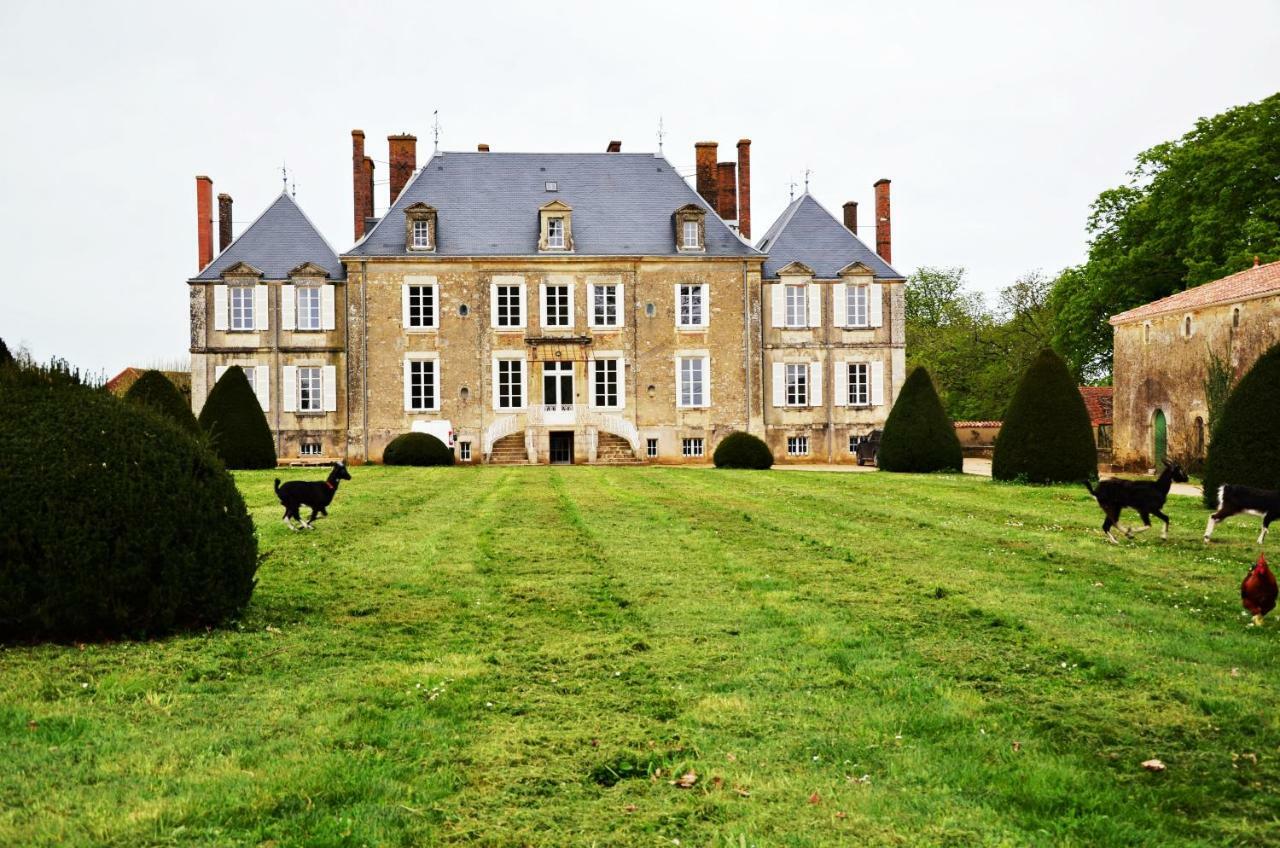 Chateau Des Noces Bazoges-en-Pareds Екстер'єр фото