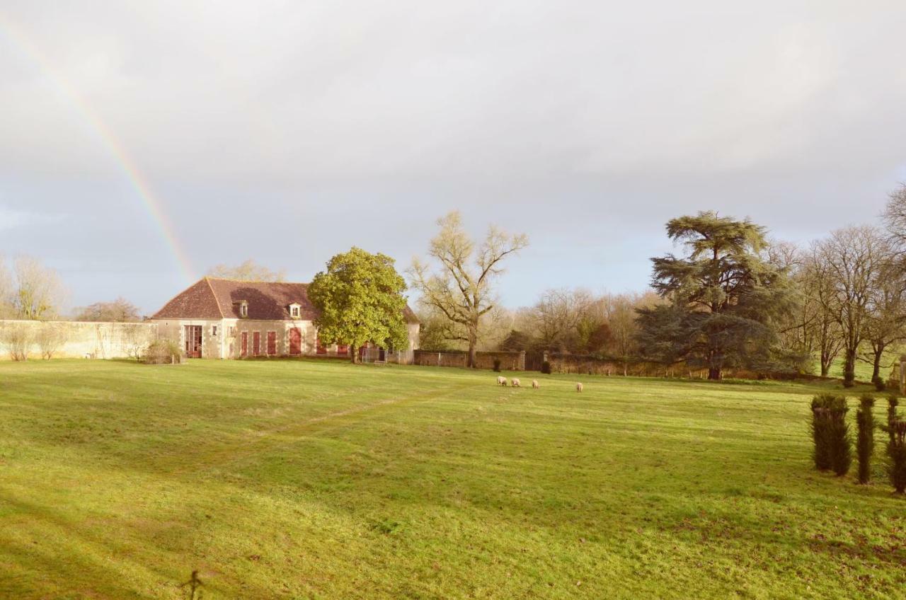 Chateau Des Noces Bazoges-en-Pareds Екстер'єр фото